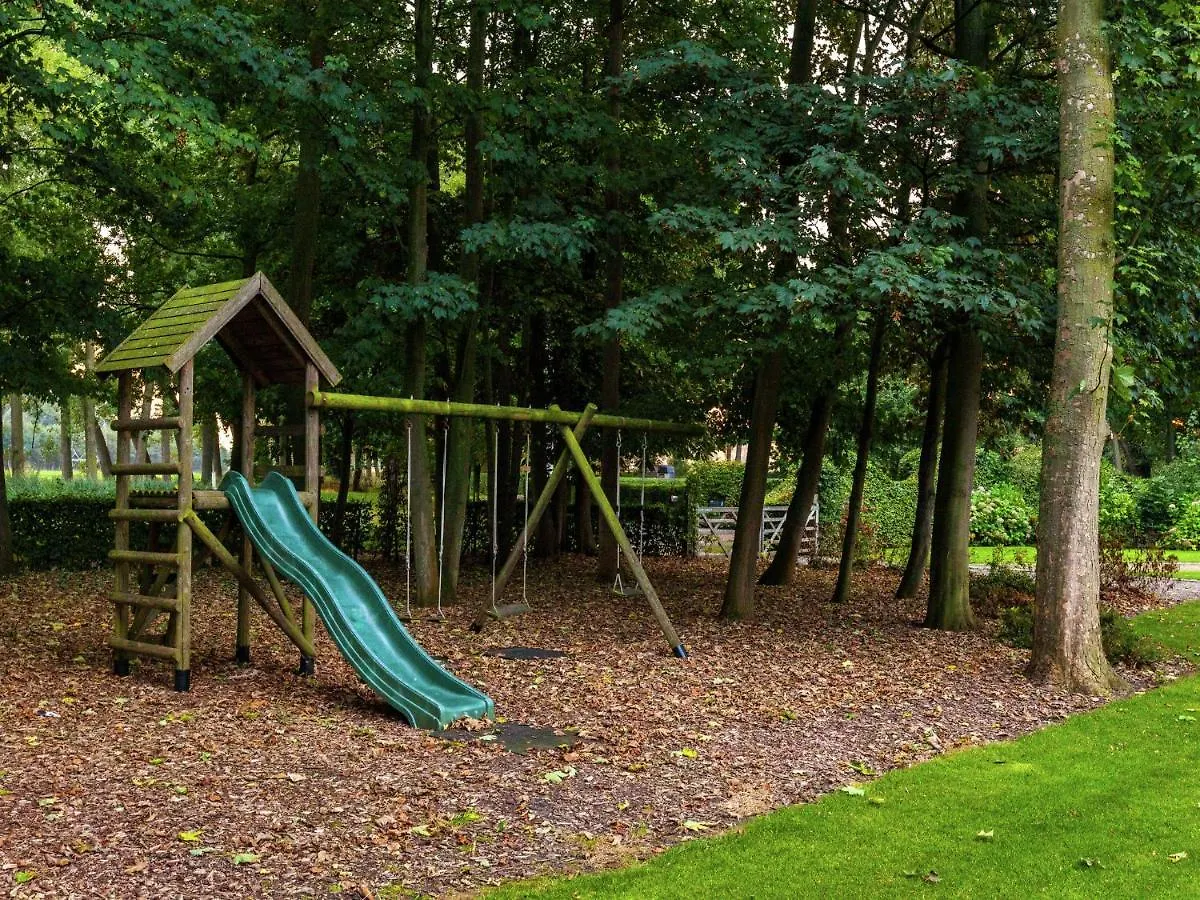 Authentic Holiday Home In Brugge With Garden