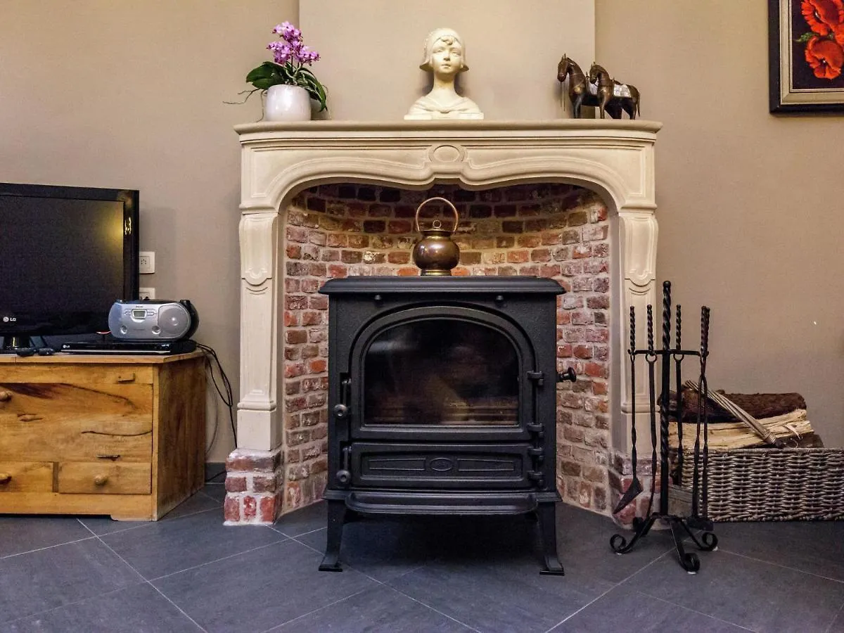 Authentic Holiday Home In Brugge With Garden Bélgica